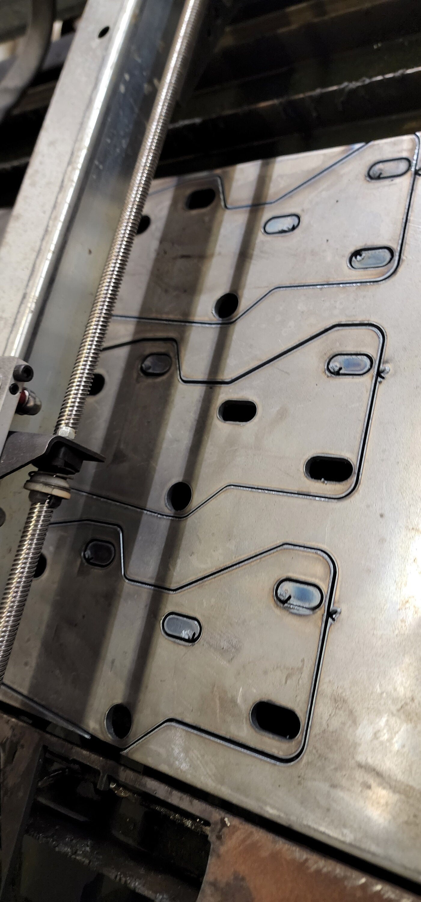 Heavy Duty Front Bumper Tie in Brackets | for JEEP XJ/MJ Cherokee Comanche 1/4" Metal Plate covers steering box area well to reinforce it